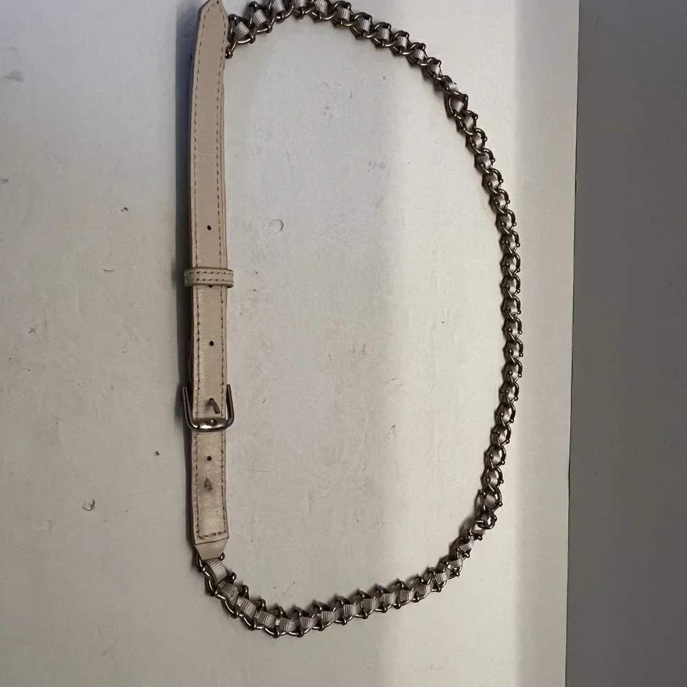 Vtg ANN TAYLOR 90s white leather Belt narrow Silver chain & Ribbon Belt Vtg‎